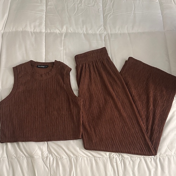 naked wardrobe Pants - Ruched Brown Ribbed Wide-Leg Pants - Women